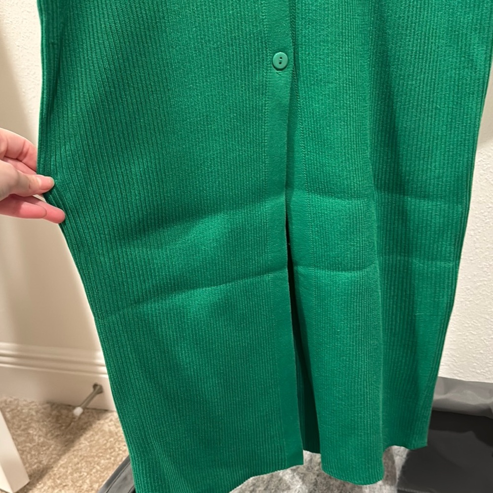 Green Ribbed Knit Dress - Picture 2 of 5
